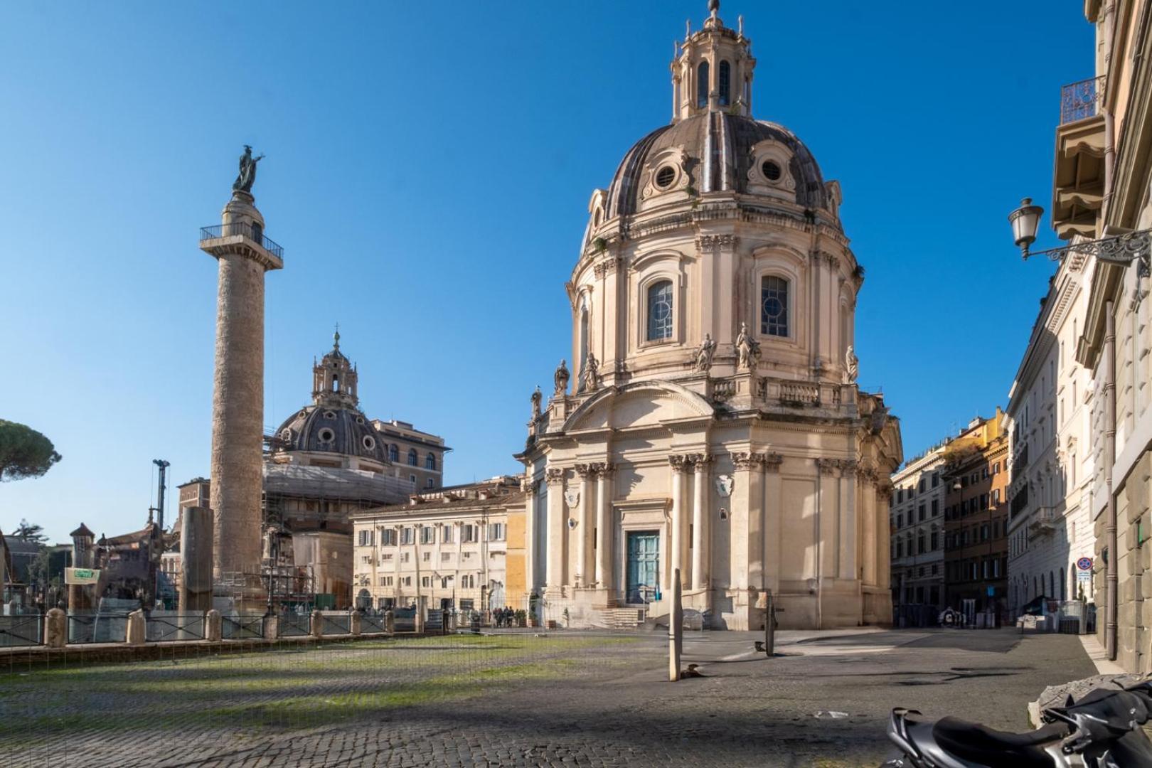 Elegant And Luxury Apartment @Altare Della Patria Rome Exterior photo