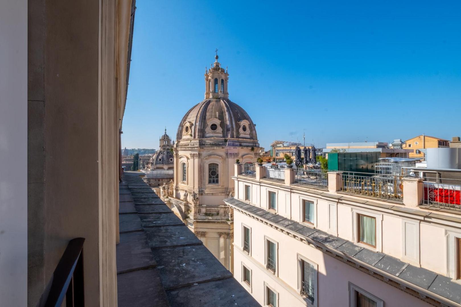Elegant And Luxury Apartment @Altare Della Patria Rome Exterior photo